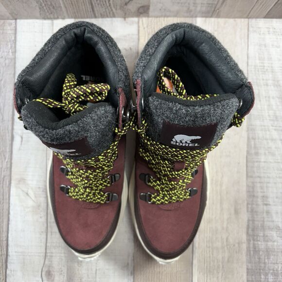 Sorel Kinetic Breakthru Conquest Womens 7 Sneaker Boots Bootie Waterproof Maroon - Picture 4 of 13